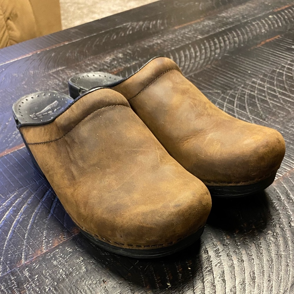 Oiled Leather Women’s Dansko Mule Clog Size 39